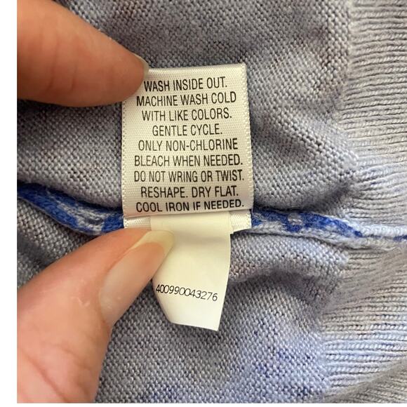 Apt. 9 Cashmere Blend Medium Women V Neck Sweater Pullover Blue Black Snake - Picture 6 of 9